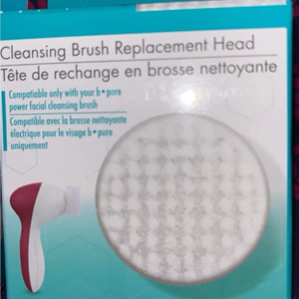Facial Cleansing Brush Replacement Head - Red and White